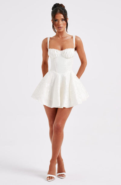 VERA-DRESS™