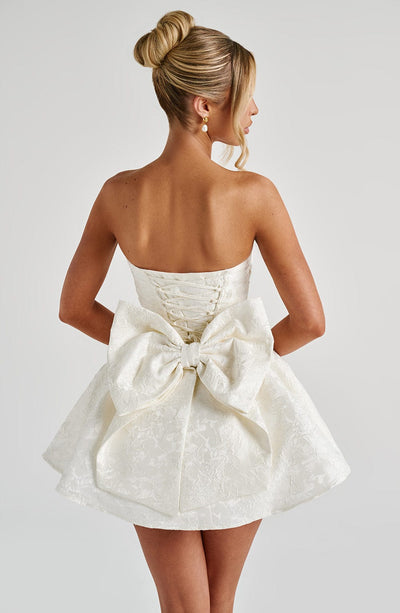 ALVA-DRESS™