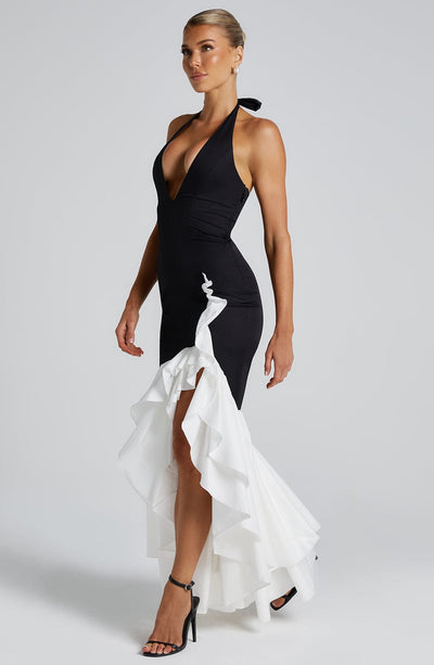 ISOLDE-DRESS™